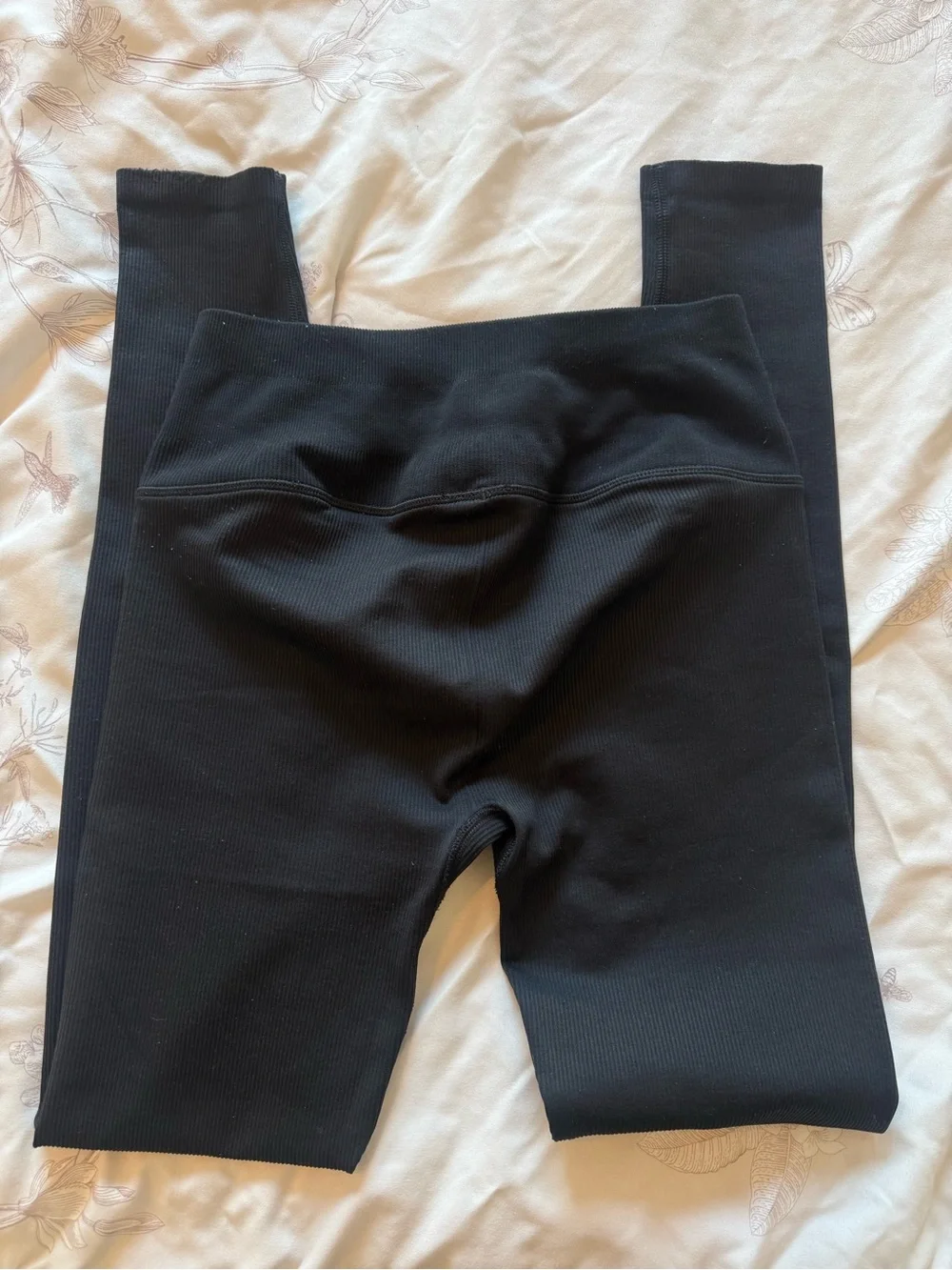 ALO Yoga sleek ribbed